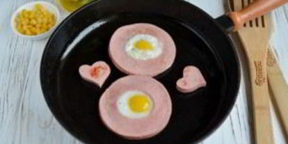 Шаг 3: яичницы с 8 марты