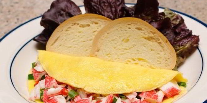 Рецепт яичницы с крабовыми палочками