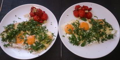 Шаг 6: яичницы с жареным сыром сулугуни