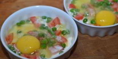 Шаг 2: яичницы в микроволновке