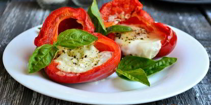 Шаг 3: яичницы в перце в микроволновке