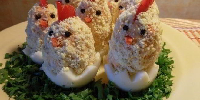 Рецепт закуски из куриного филе, моркови и яиц