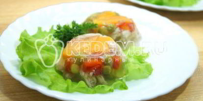 Шаг 9: заливного из курицы праздничное