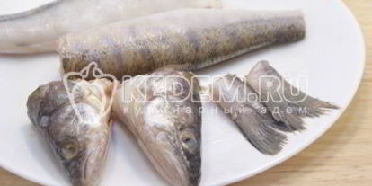 Шаг 2: заливного из судака праздничное