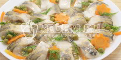 Шаг 8: заливного из судака праздничное