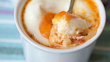 Рецепт Овощного жульена с сыром и яйцом