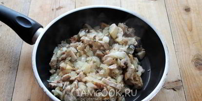 Шаг 4: жульена из белых грибов