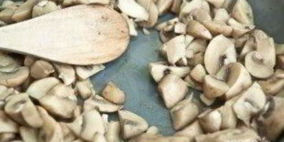 Шаг 1: жульена из шампиньонов классический