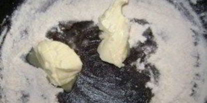 Шаг 1: жульена с грибами на сковороде