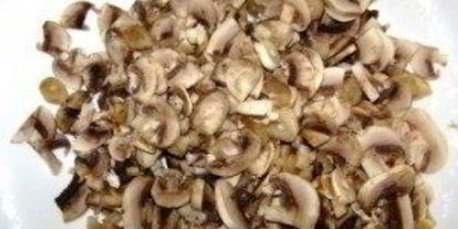 Шаг 3: жульена с грибами на сковороде