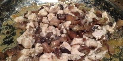 Шаг 1: жульена с картошкой курицей и грибами