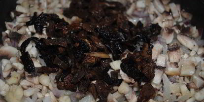 Шаг 6: жульена с копченой индейкой