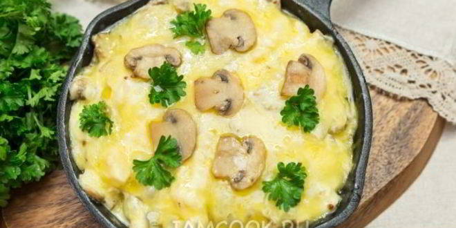 Рецепт жульена с курицей и грибами на сковороде