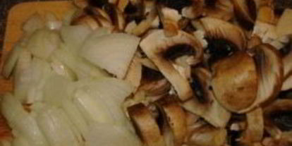 Шаг 1: жульена в корзиночках из теста