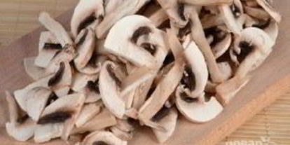 Шаг 1: жульена в съедобных кокотницах