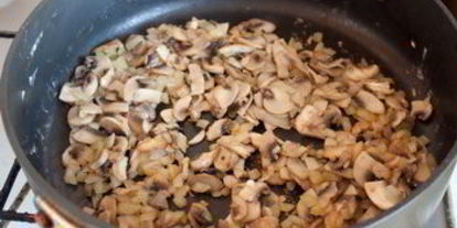 Шаг 1: жюльена из шампиньонов