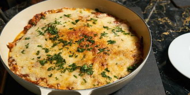 Рецепт Жюльена с курицей и грибами на сковороде