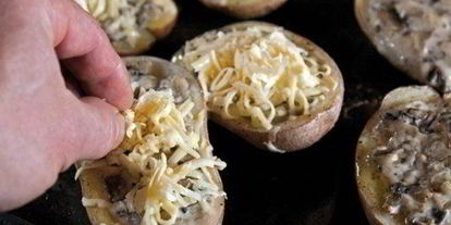 Шаг 3: жюльена в картофеле