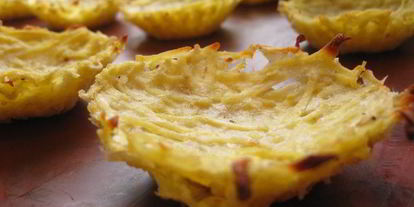 Шаг 6: жюльена в картофельных кокотницах